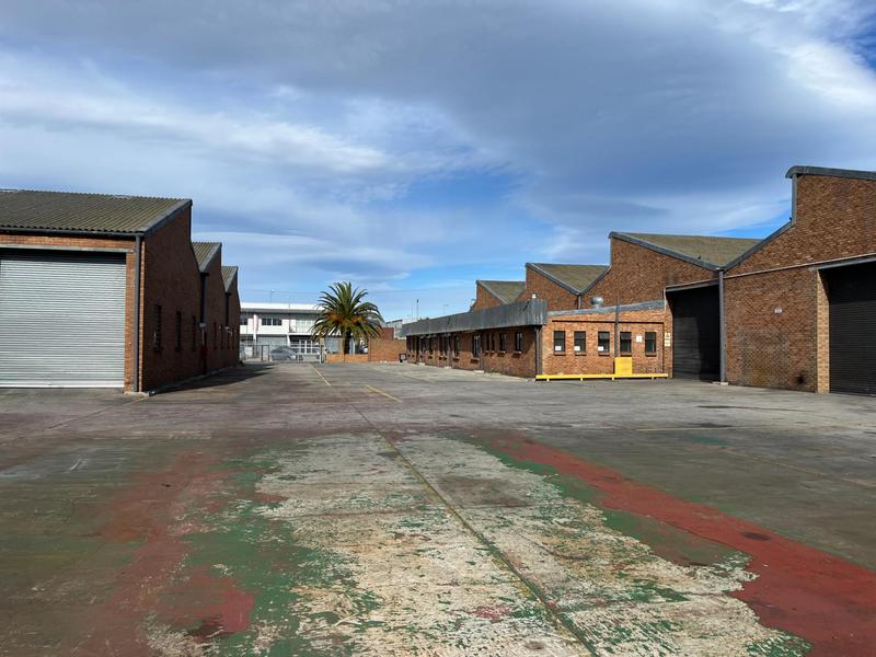 To Let Commercial Property for Rent in Montague Gardens Western Cape